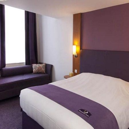 Premier Inn Haydock Park/M6 J23 Warrington Esterno foto