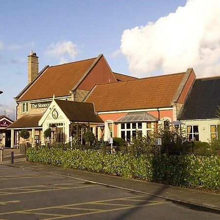 Premier Inn Haydock Park/M6 J23 Warrington Esterno foto