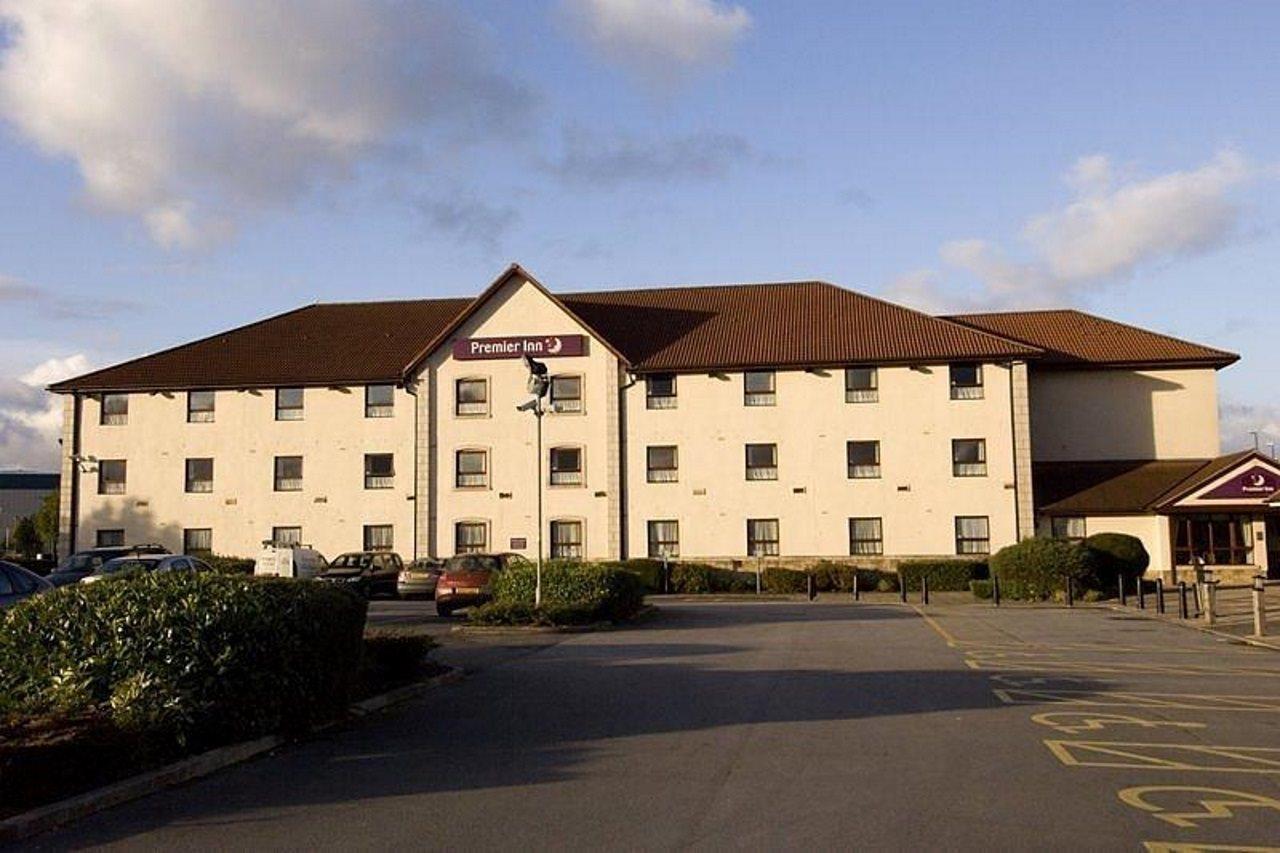Premier Inn Haydock Park/M6 J23 Warrington Esterno foto