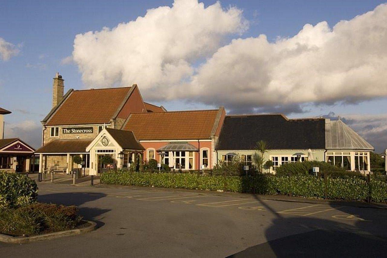 Premier Inn Haydock Park/M6 J23 Warrington Esterno foto